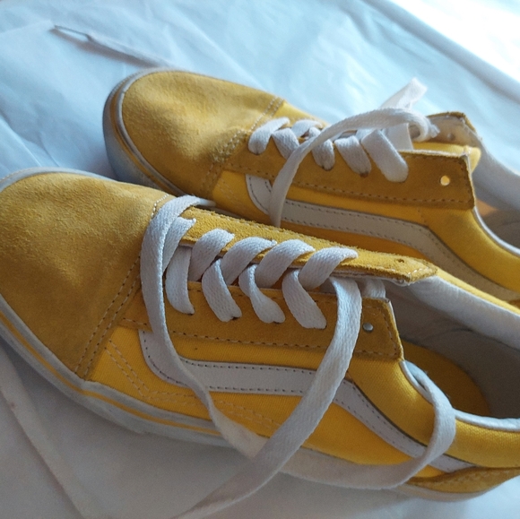 Vans - Picture 4 of 7